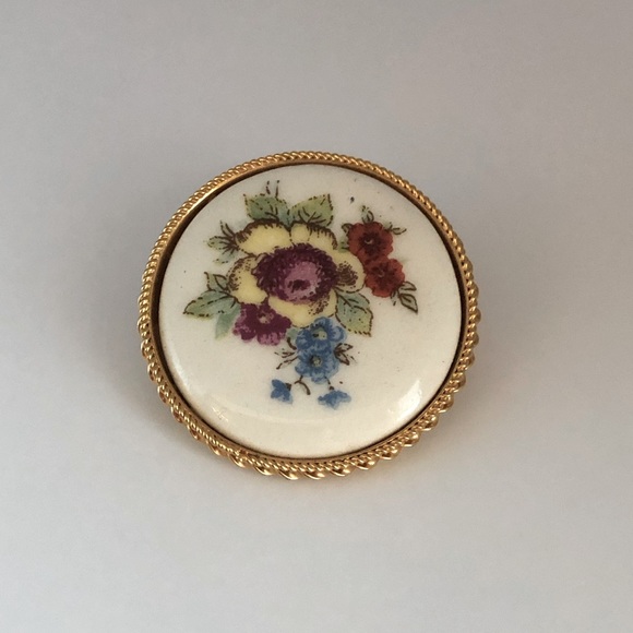 Vintage Hand Painted Ceramic Oval Floral Flowers Brooch Made In Italy - Picture 2 of 4